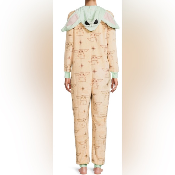 Star Wars Women'sl XS gorgu baby yoda pajamas‎ full body The Child Union Suit - Picture 1 of 7